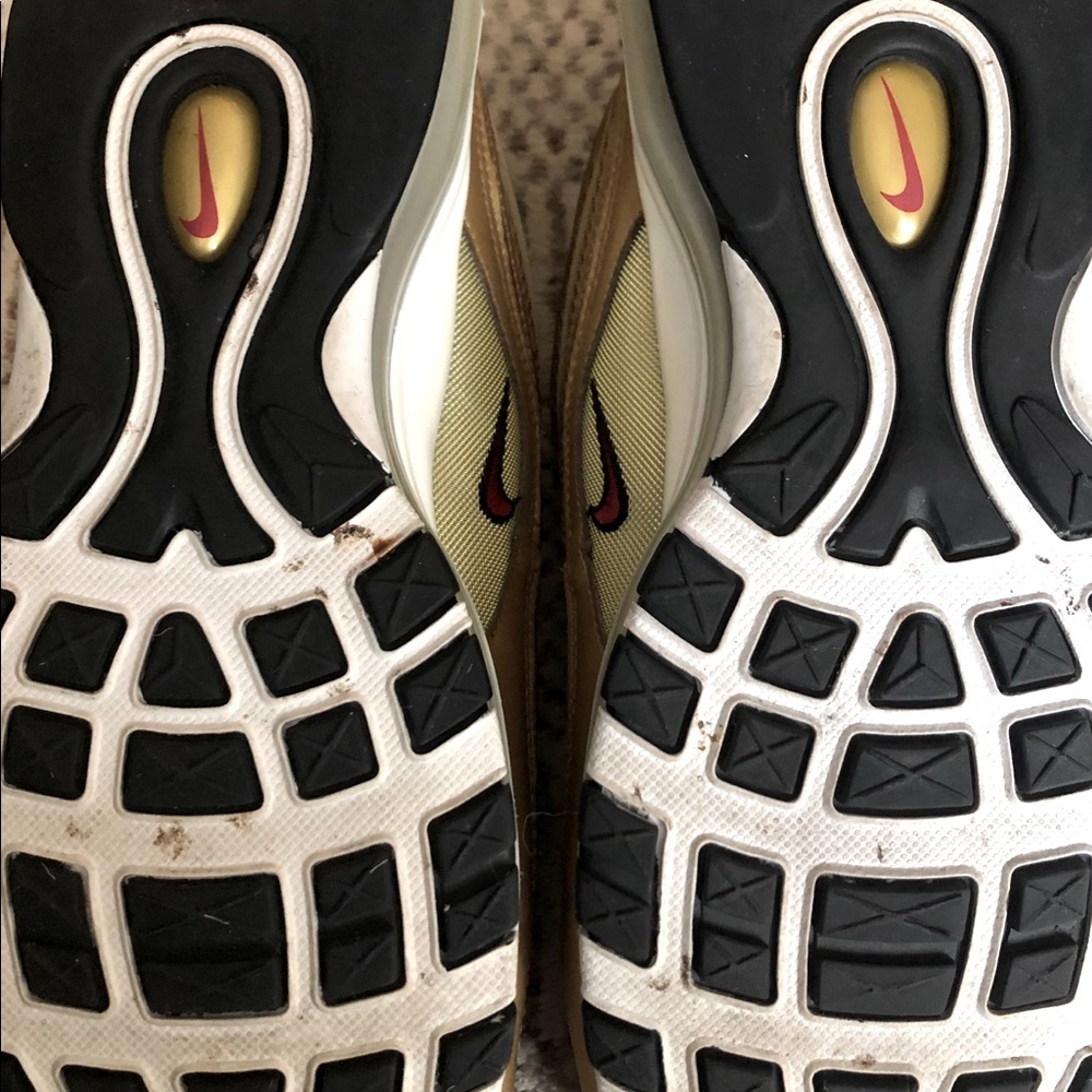 Men’s Nike Air Max 97 “Metallic Gold” - Picture 5 of 7